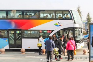 11月25日起，榮成開通“賞天鵝公交旅游專線”